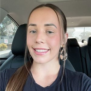 Meet your Posher, Kaylee